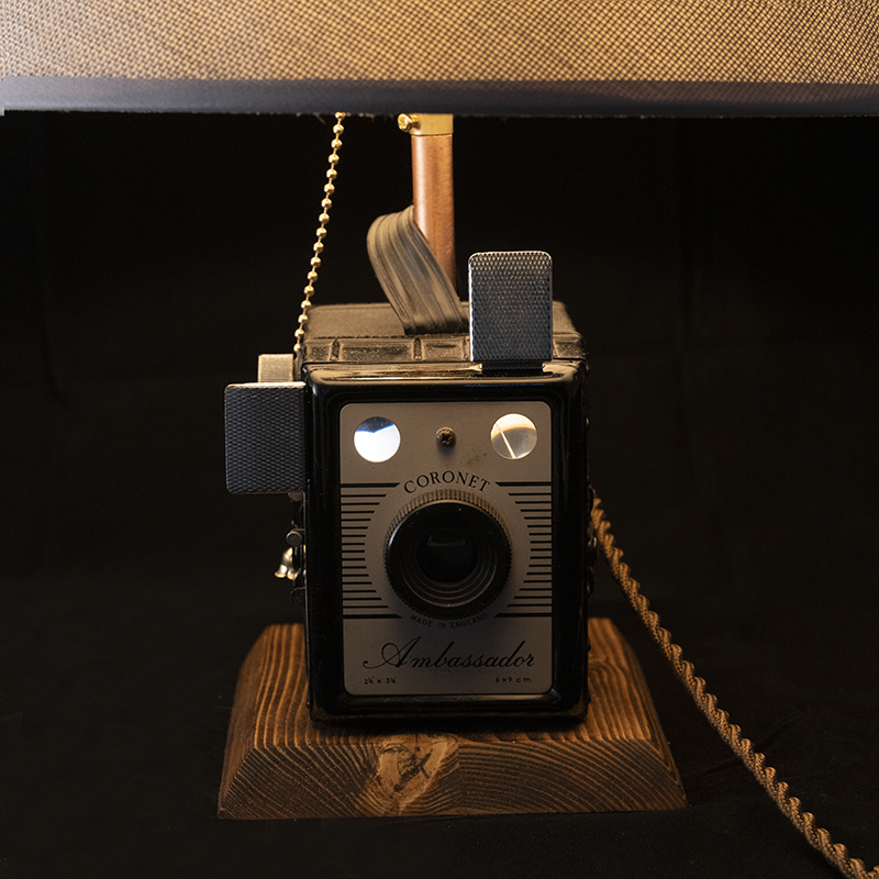 Lampada da tavolino vintage Coronet Ambassador - immagine 3